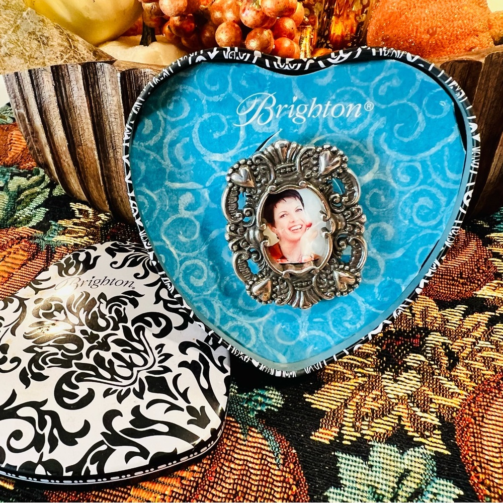 Brighton  Silver Metal Lapel Pin Pinback Brooch Picture Frame